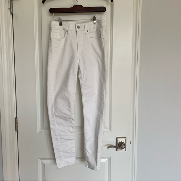 Levi’s 721 HIGH RISE SKINNY WOMEN'S JEANS. White. - Picture 12 of 12